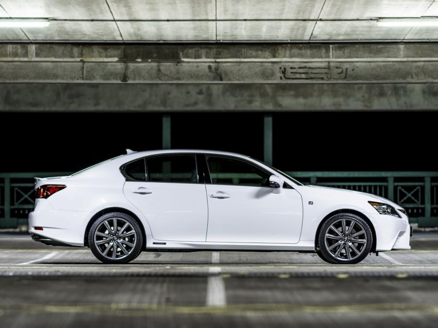  Lexus GS300h F-Sport 2013 года  (UK) (фото 7 из 11)
